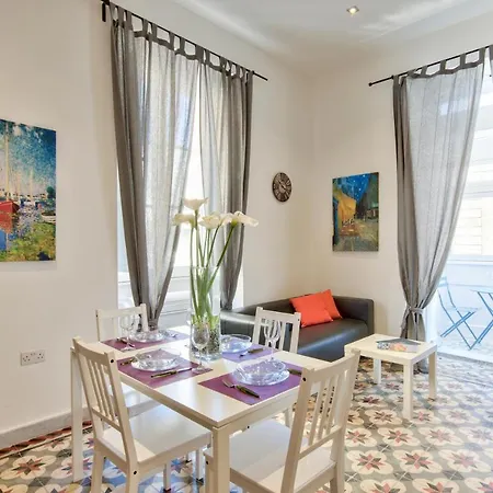 Cozy And Modern 1-bedroom *